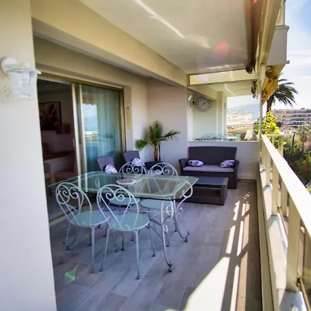 Ref Vez - Palmes D'or Apartment *